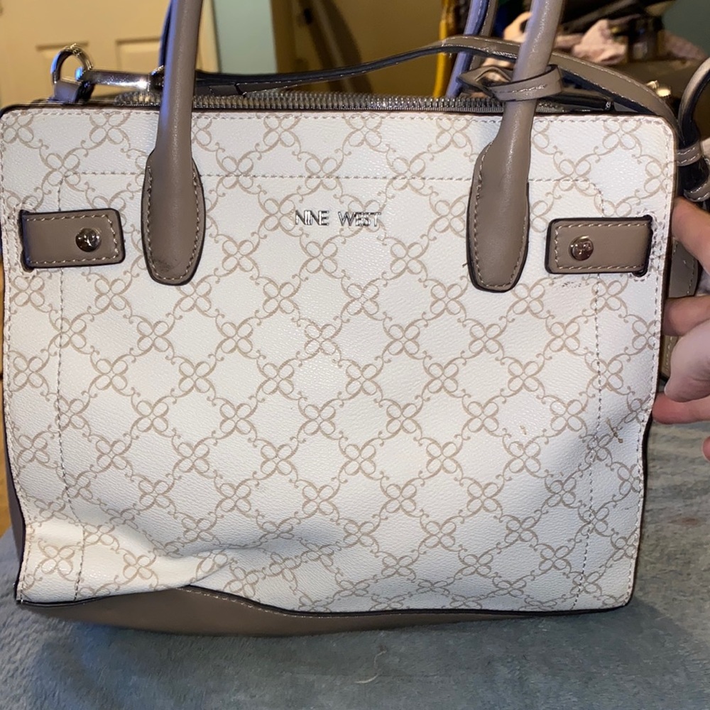 Nine West purse, like new!